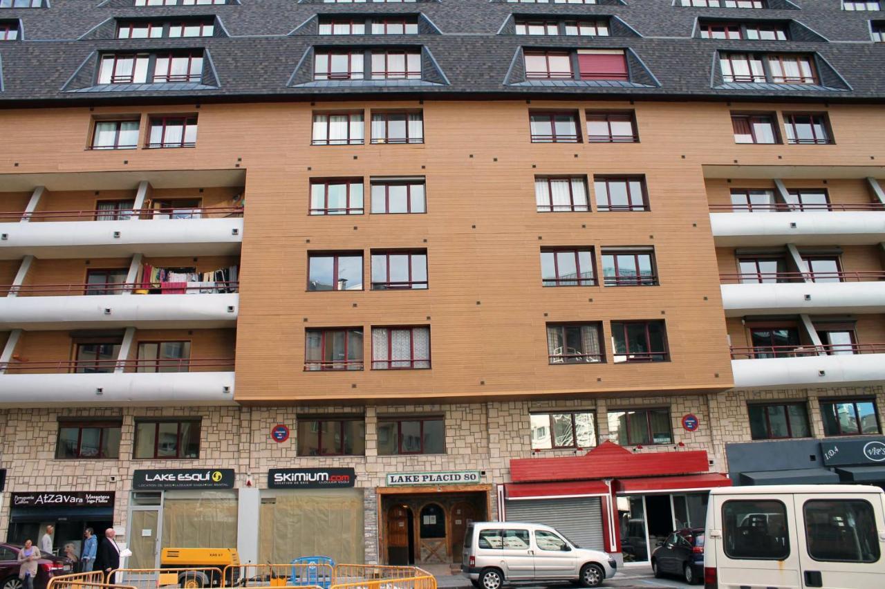 Apartamentos Lake Placid 3000 Pas De La Casa Luaran gambar