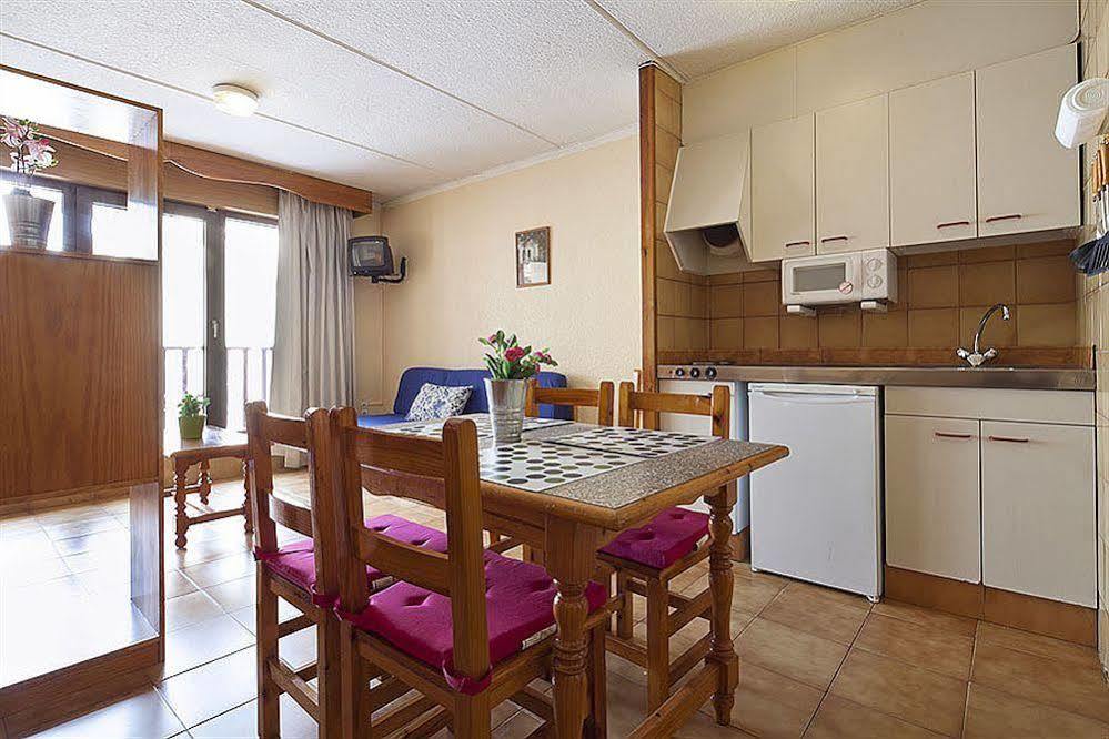 Apartamentos Lake Placid 3000 Pas De La Casa Luaran gambar